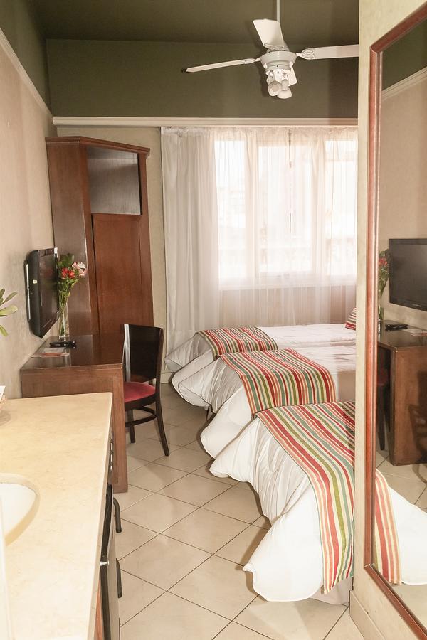 O2 Hotel Buenos Aires Eksteriør bilde